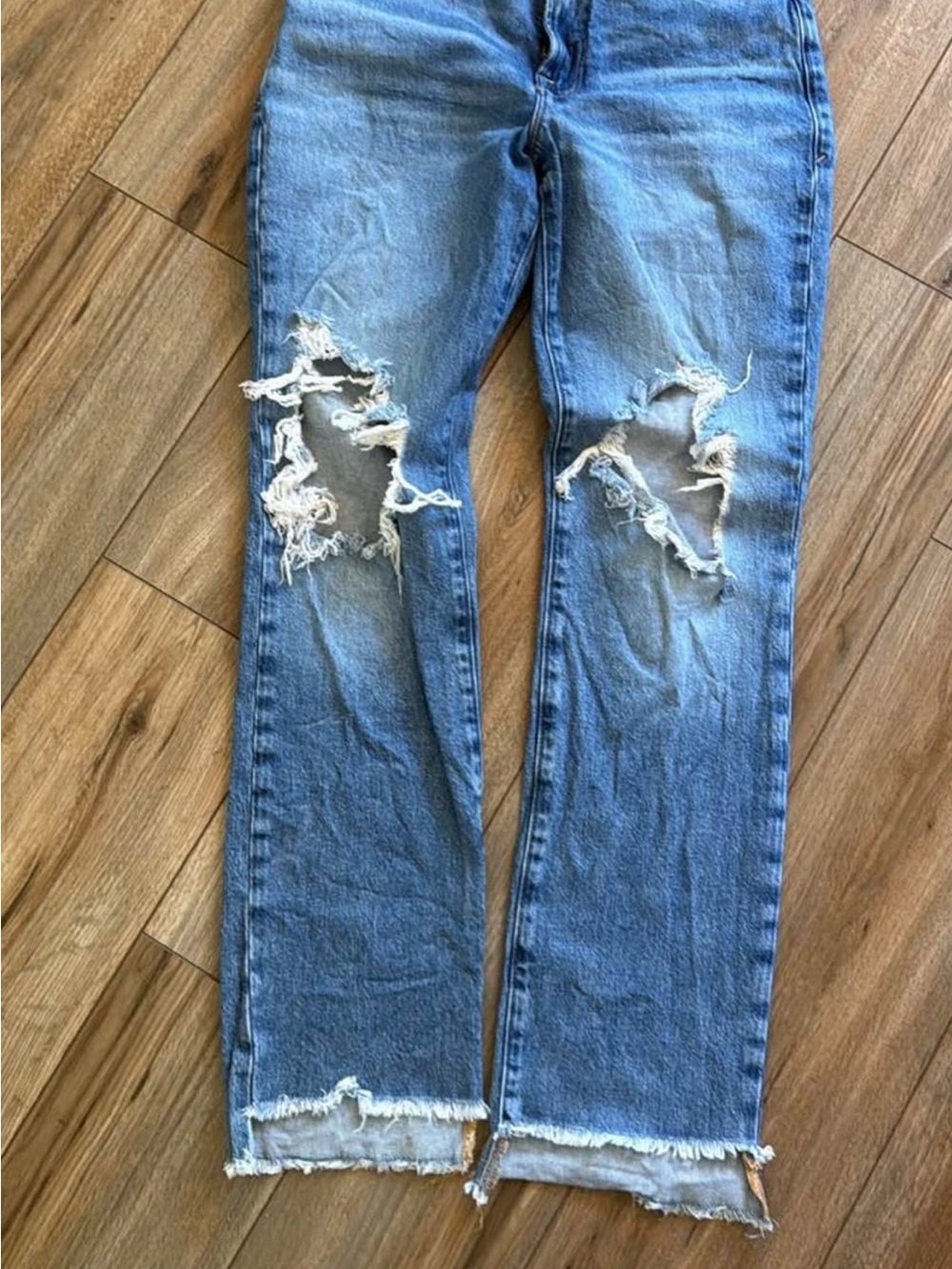 Light Blue Distressed Good American Women's Straight-Leg Jeans - Picture 2 of 4